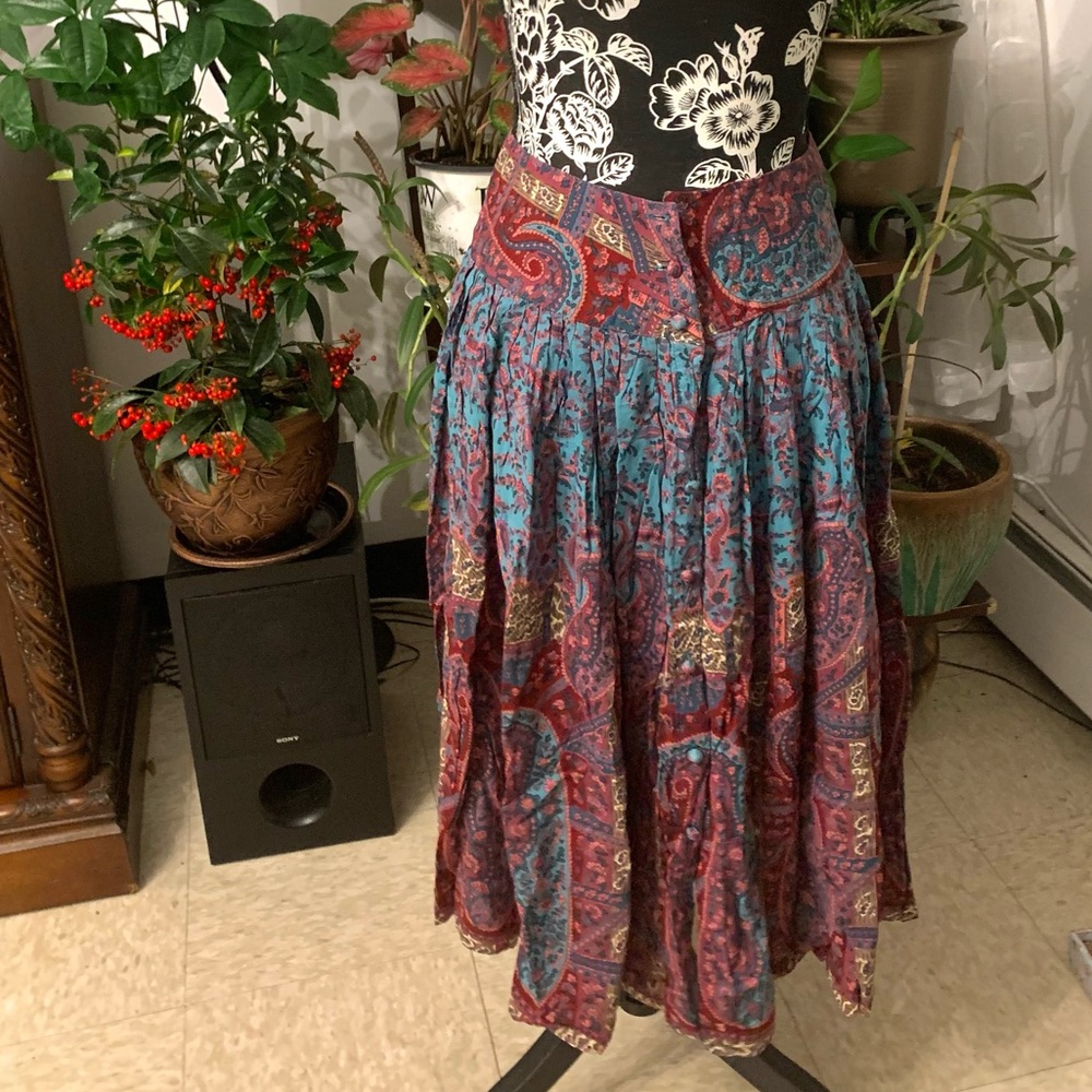 Carole Little Vintage cottage floral skirt